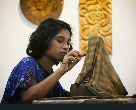 A Moment of an Unfamiliar Story